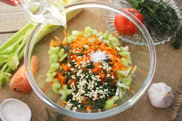 постный салат с сельдереем рецепт фото 7